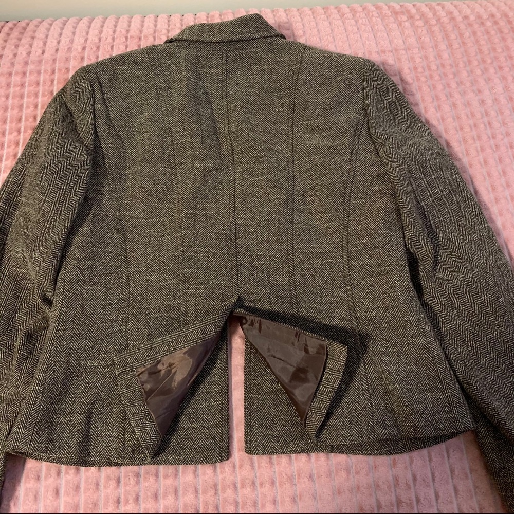 Blazer - Picture 5 of 8